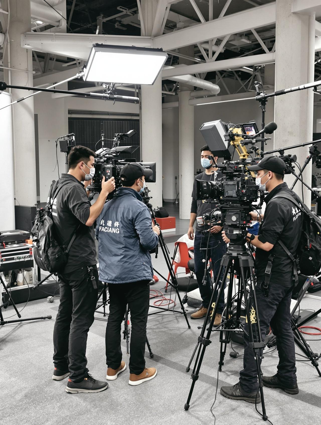 写真视频网团队